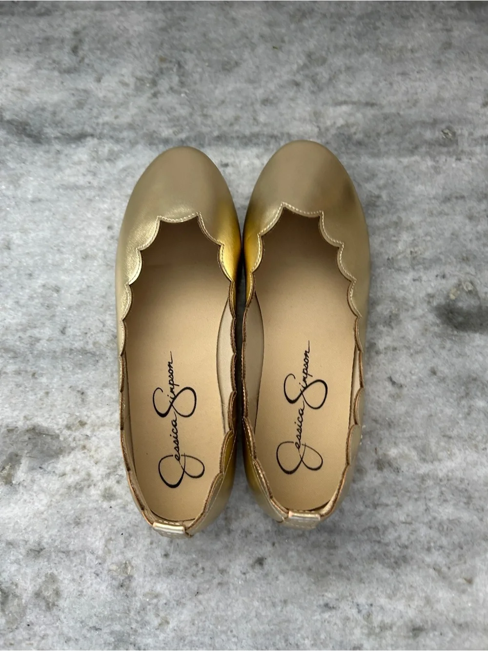 Jessica Simpson Gold Scalloped Ballet Flats Size 4